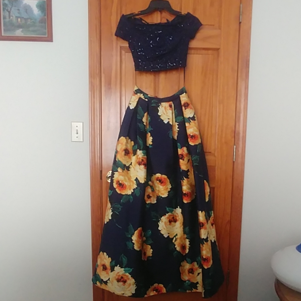 Prom dress